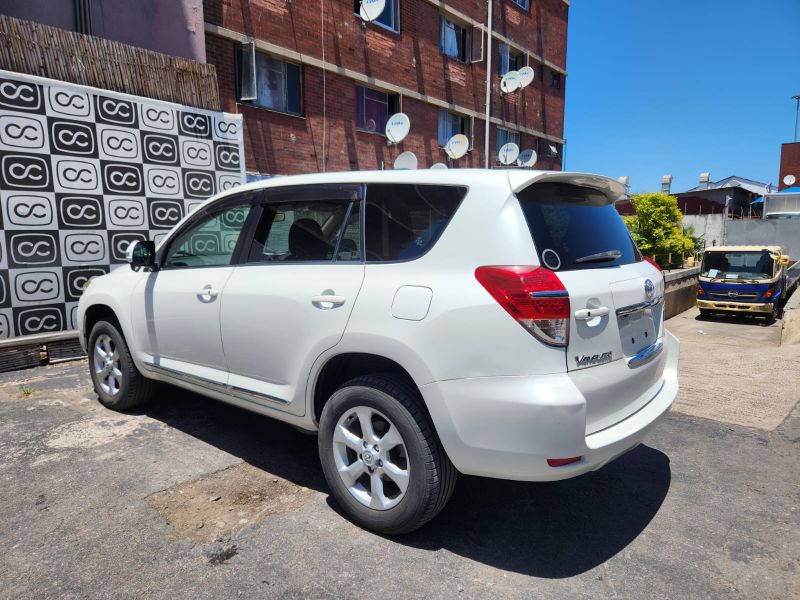  29841  TOYOTA VANGUARD  2010  