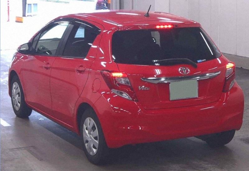  29842  TOYOTA VITZ  2016  
