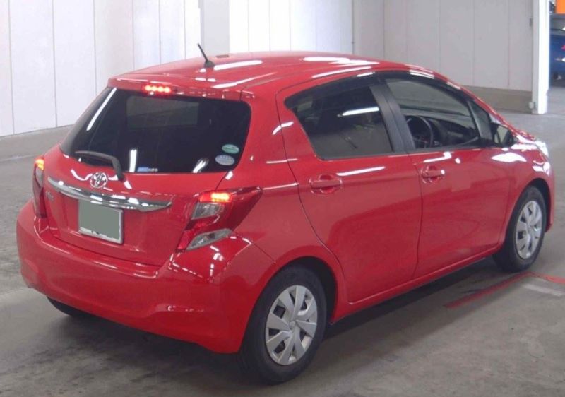  29842  TOYOTA VITZ  2016  