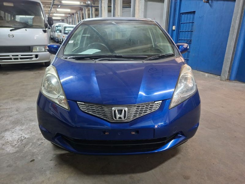  29845  HONDA FIT  2010  