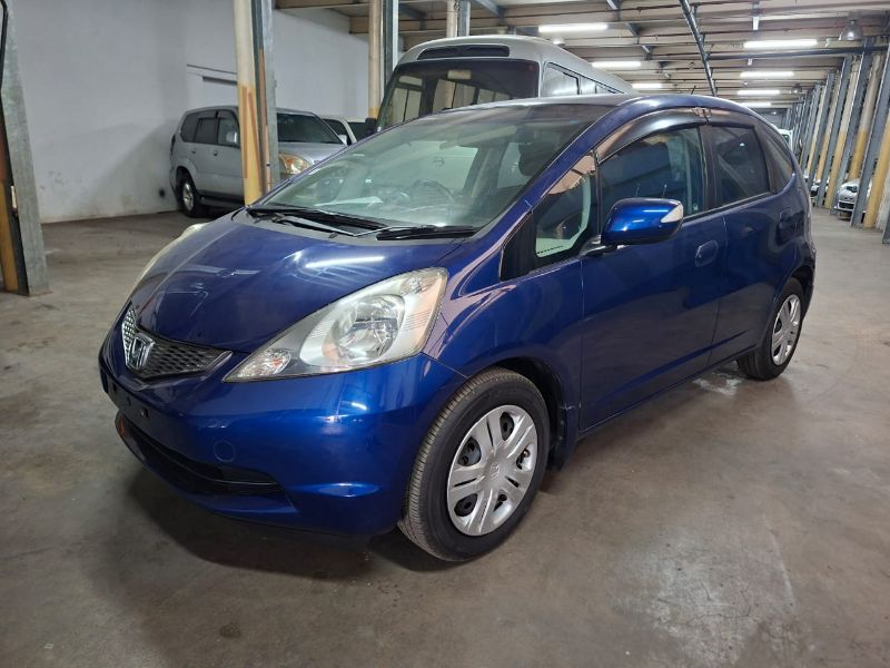  29845  HONDA FIT  2010 