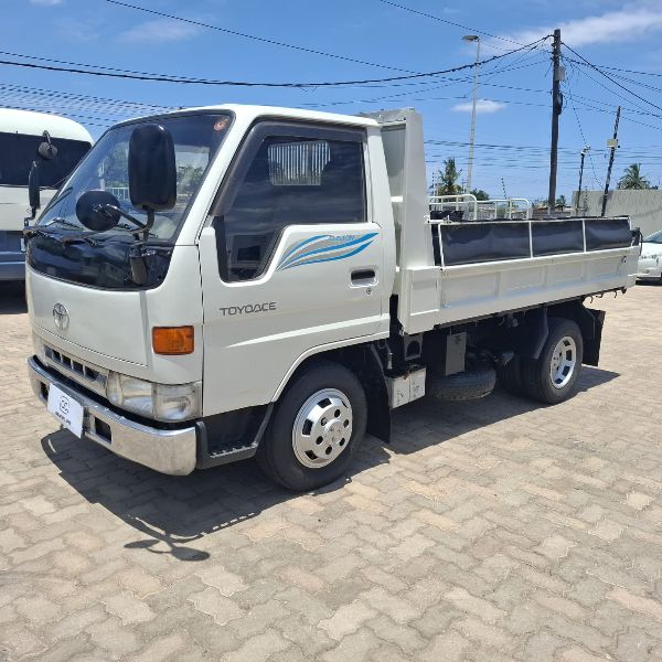  29847  TOYOTA TOYOACE  1996 