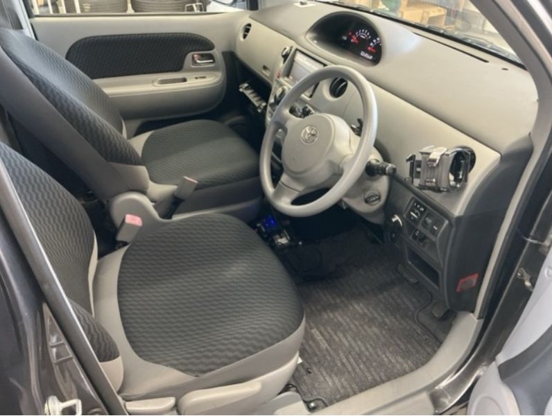  29849  TOYOTA SIENTA  2008  