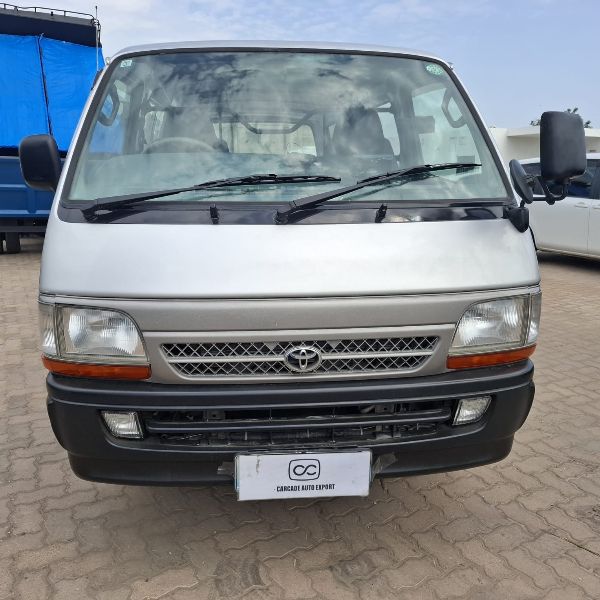  29852  TOYOTA HIACE  2000  