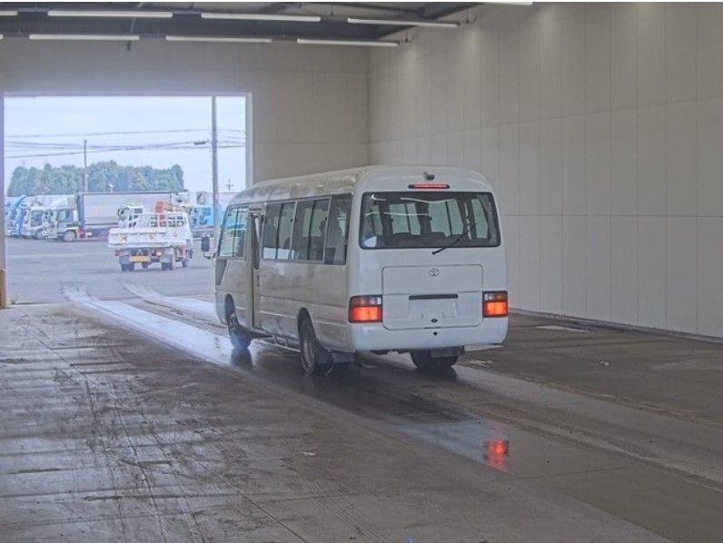  29857  TOYOTA COASTER  1999  