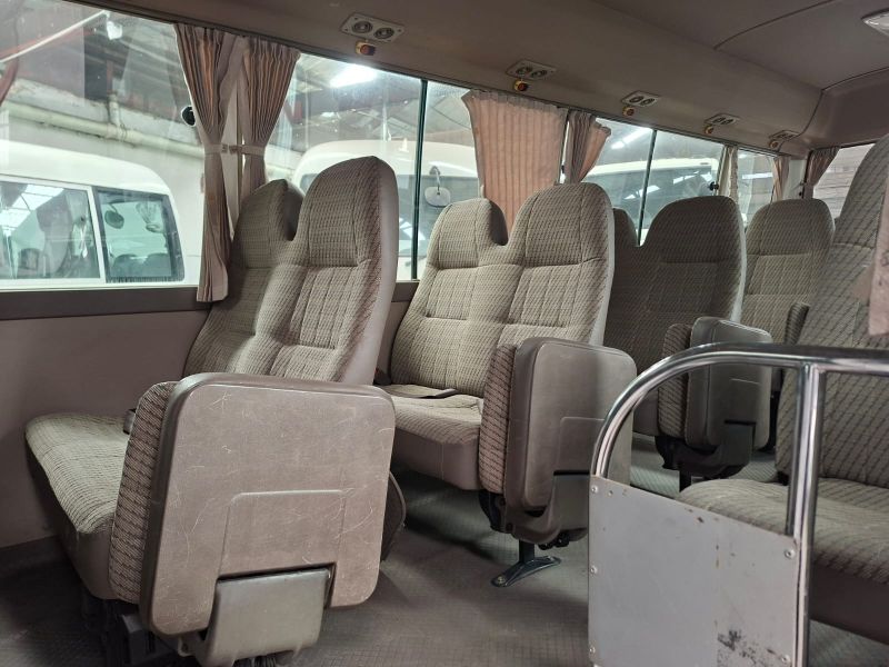  29857  TOYOTA COASTER  1999  