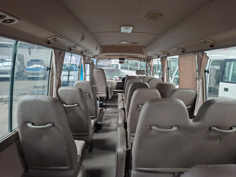  29857  TOYOTA COASTER  1999  