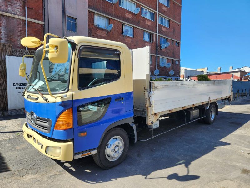  29860  HINO RANGER  2002  