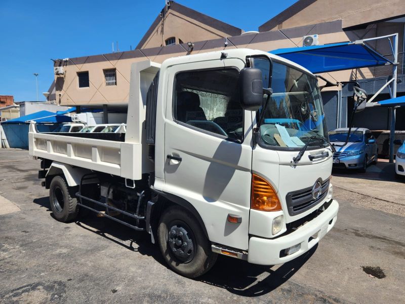  29861  HINO RANGER  2003  