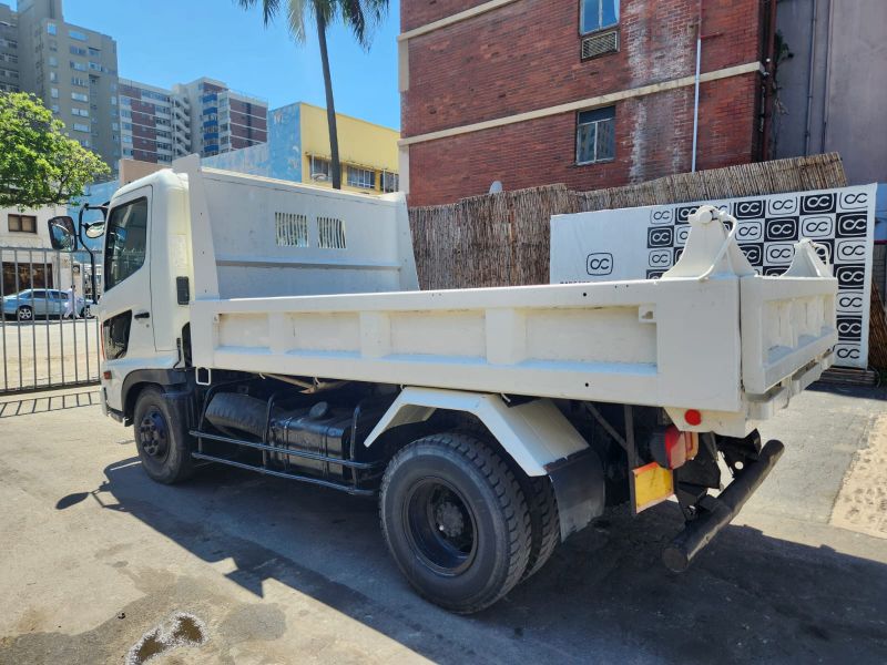  29861  HINO RANGER  2003  