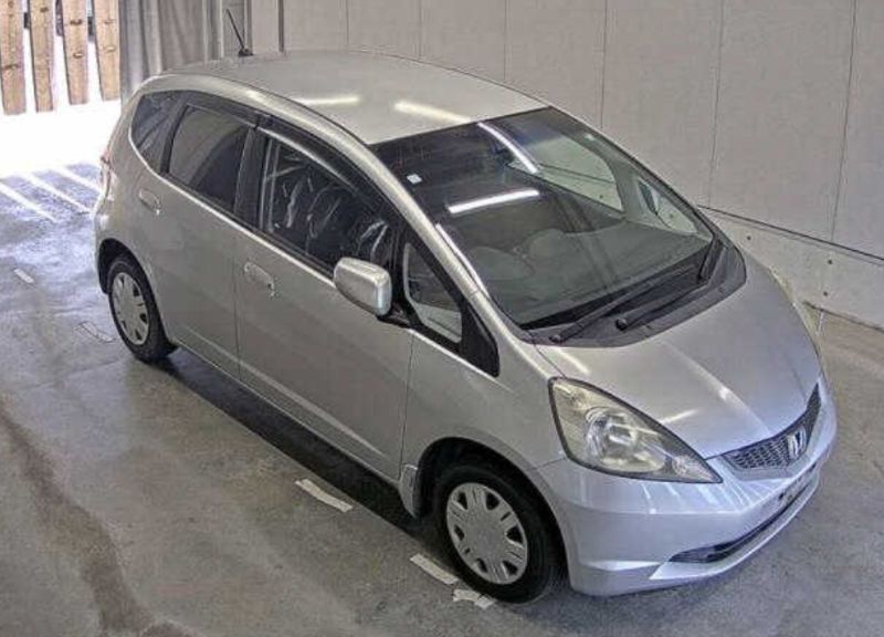  27004 HONDA FIT  2015  