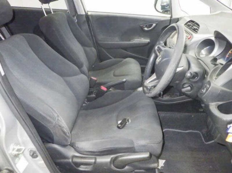  29870  HONDA FIT  2009  