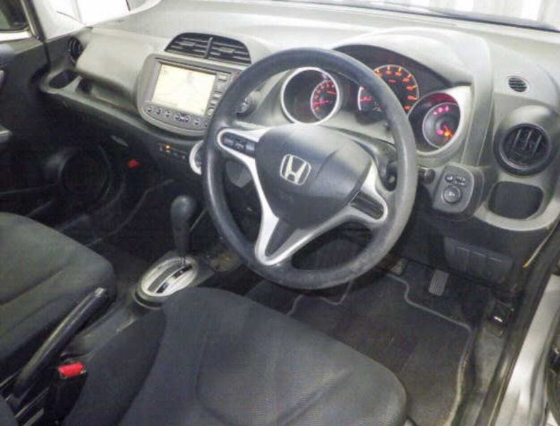  29870  HONDA FIT  2009  
