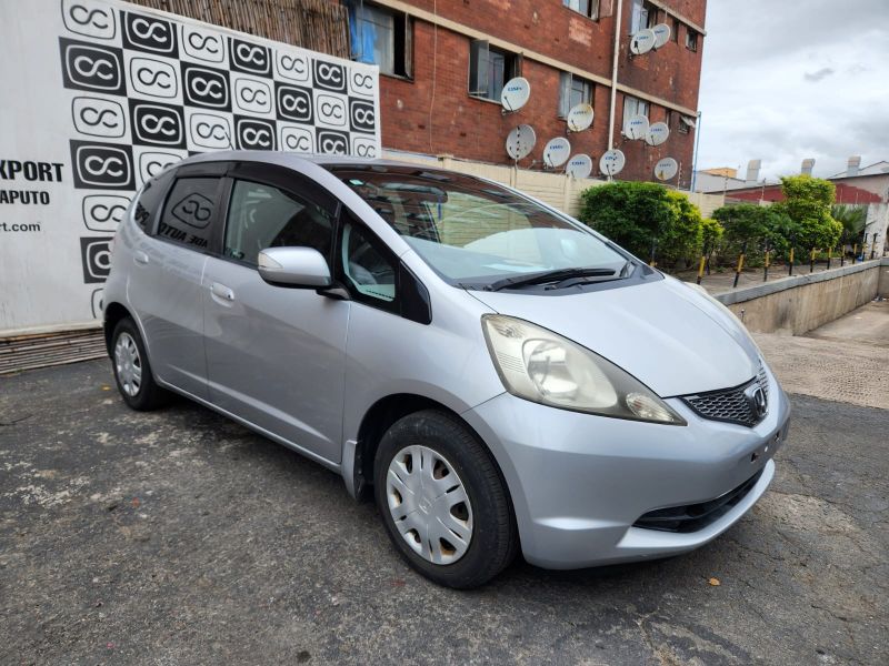  29870  HONDA FIT  2009  