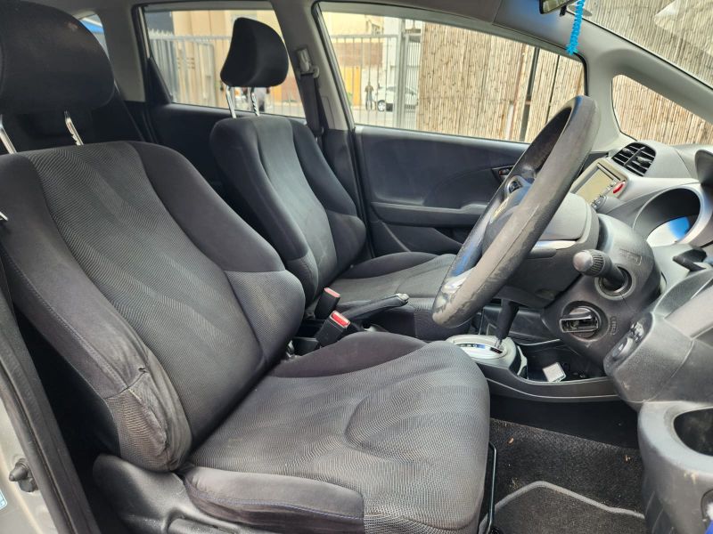  29870  HONDA FIT  2009  