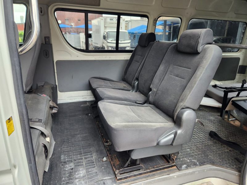  29879  TOYOTA HIACE  2007  