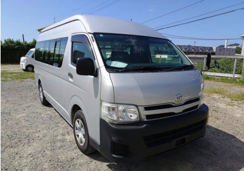  29881  TOYOTA HIACE  2012 