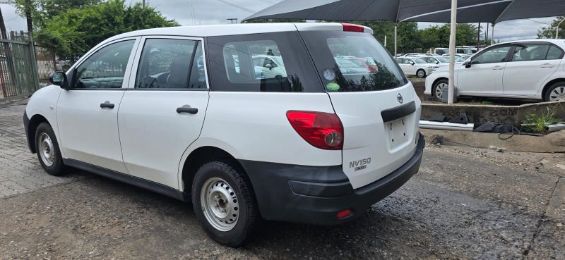  29882  NISSAN AD  2017  