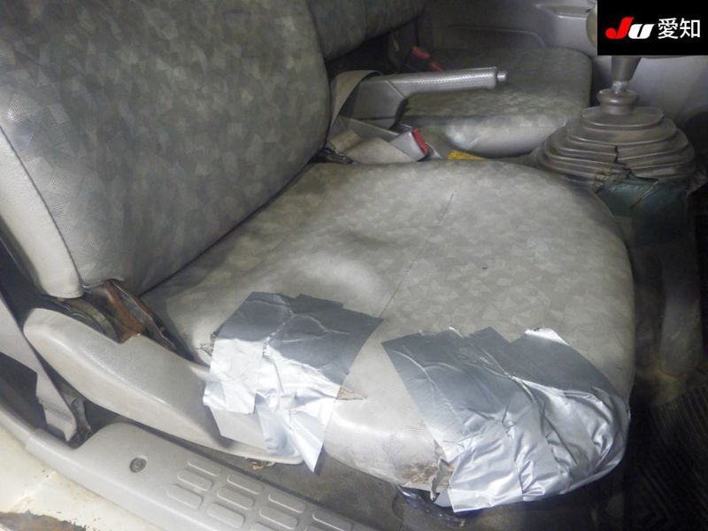  29896  HINO DUTRO  2006  