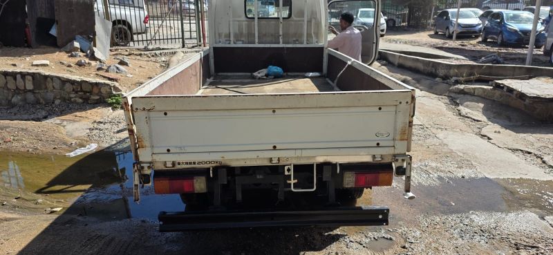  29896  HINO DUTRO  2006  