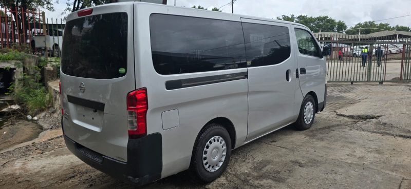  29903  NISSAN CARAVAN  2016  