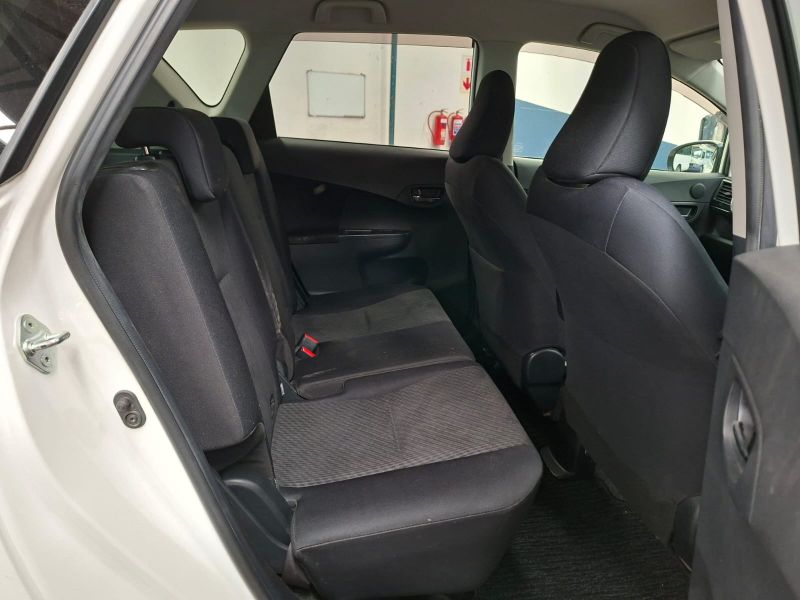  29905  TOYOTA RACTIS  2011  