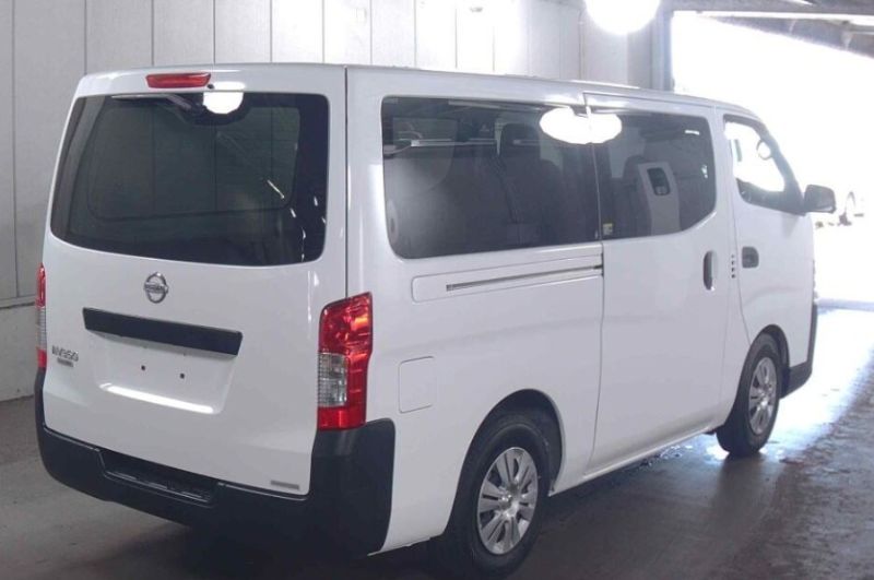 29921  NISSAN CARAVAN  2018  