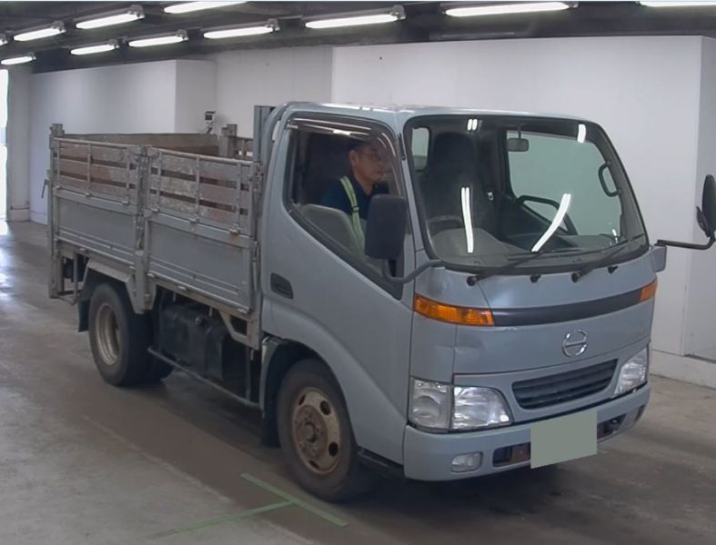  29923  HINO DUTRO  2001 