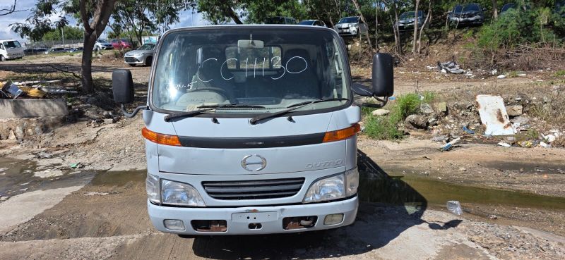  29923  HINO DUTRO  2001  