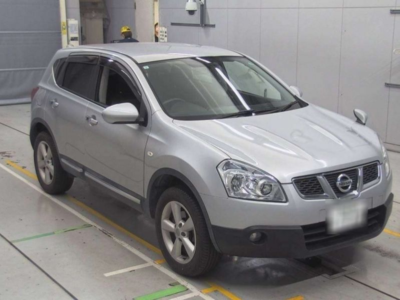  29925  NISSAN DUALIS  2013 