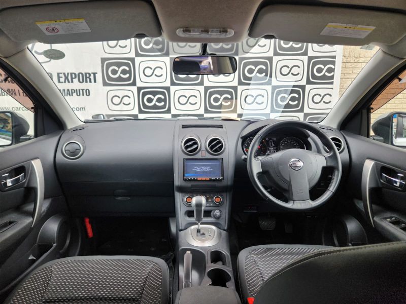  29925  NISSAN DUALIS  2013  