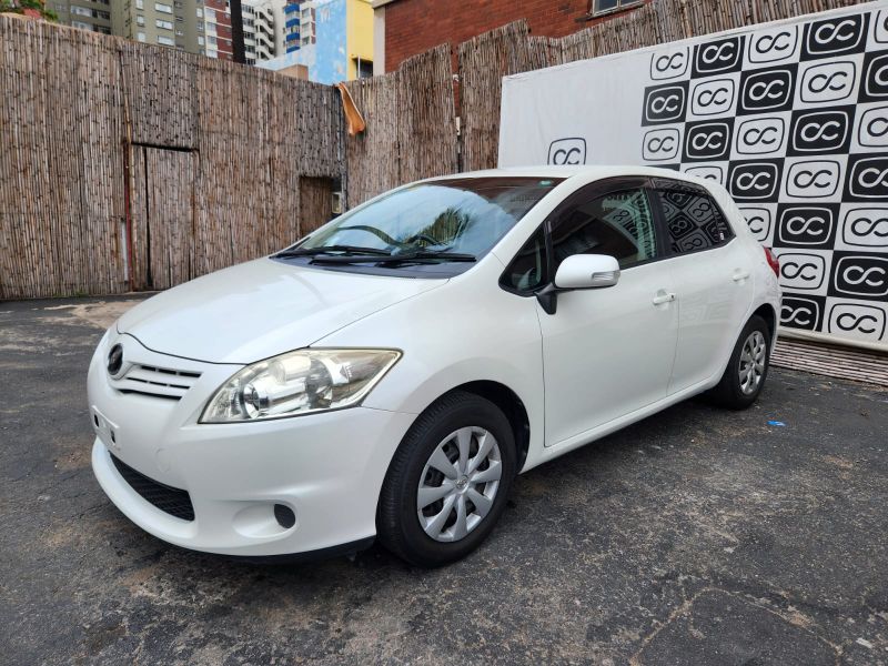  29926  TOYOTA AURIS  2010  