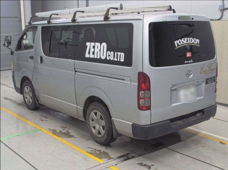  29928  TOYOTA HIACE  2006  