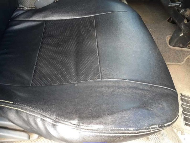  29928  TOYOTA HIACE  2006  