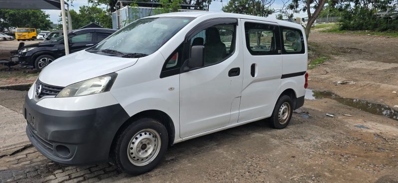  29931  NISSAN VANETTE  2017 