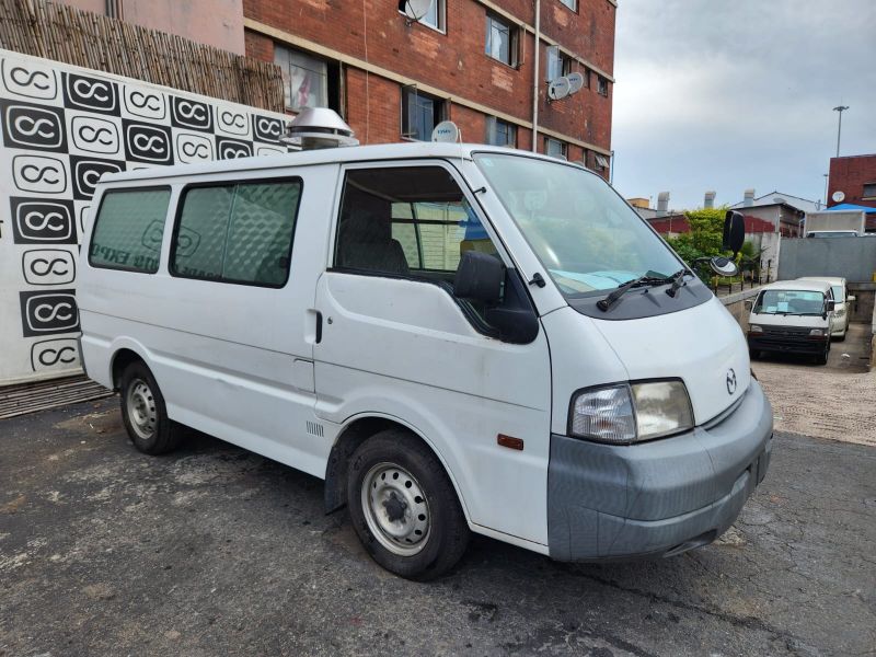  29935  MAZDA BONGO  2011  