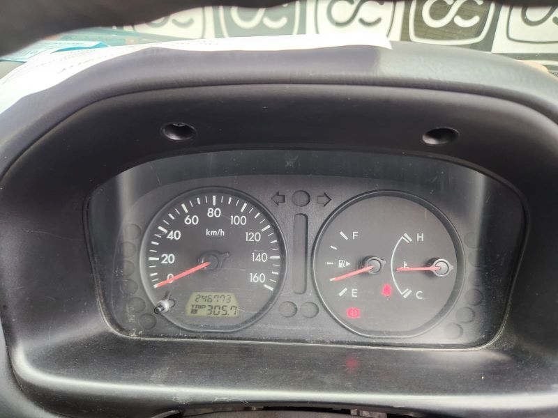  29935  MAZDA BONGO  2011  