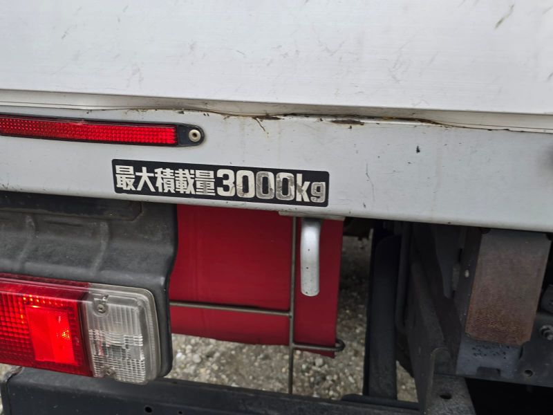  29944  HINO DUTRO  2014  