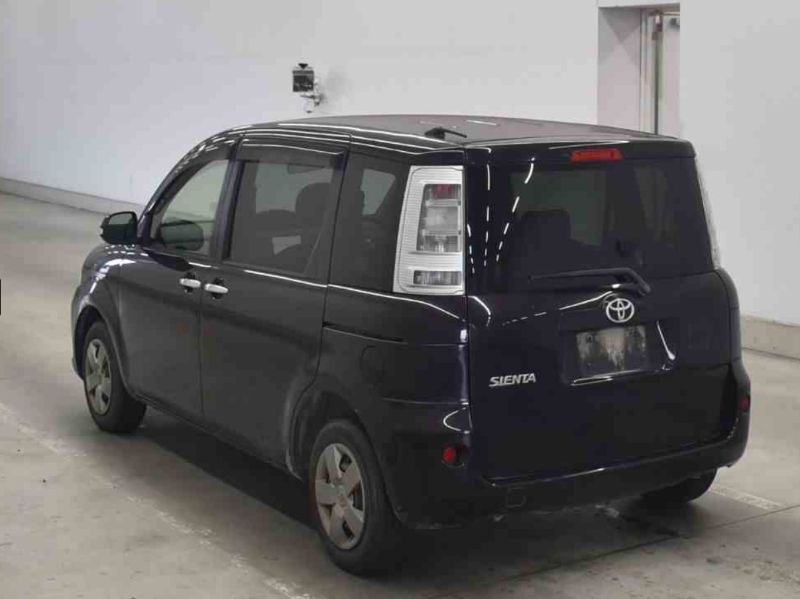  29946  TOYOTA SIENTA  2013  