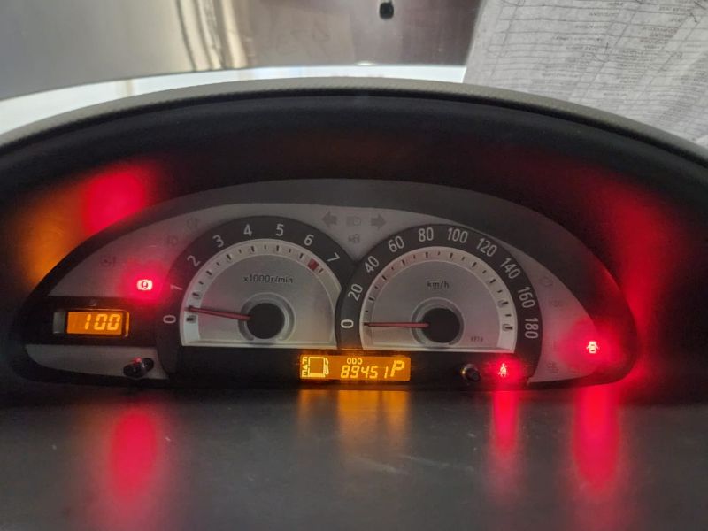  29946  TOYOTA SIENTA  2013  