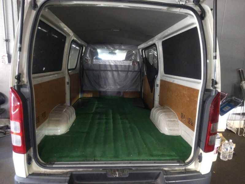  29948  TOYOTA HIACE  2007  