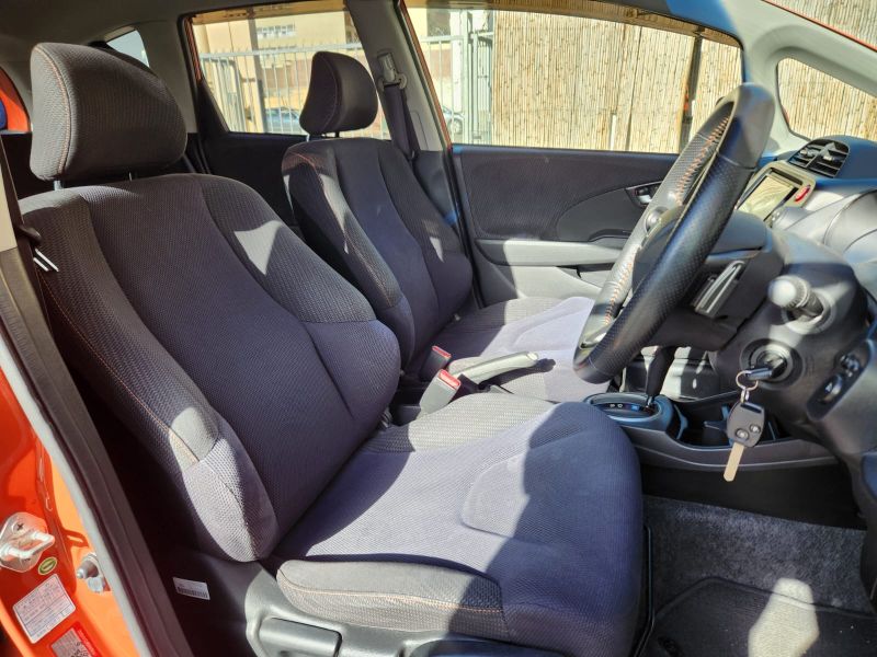  29949  HONDA FIT  2012  