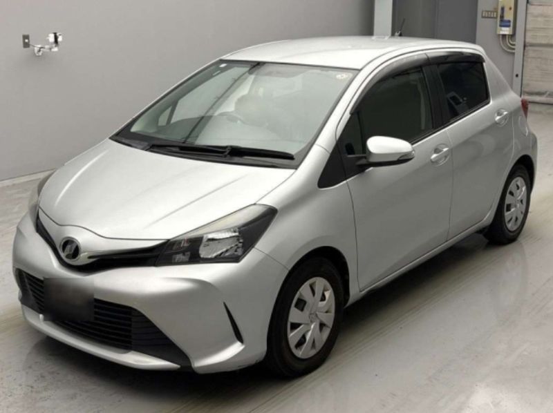  29961  TOYOTA VITZ  2016 