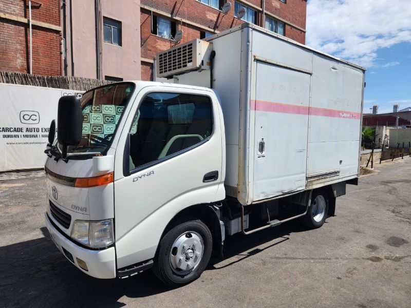  29962  TOYOTA DYNA  1999 