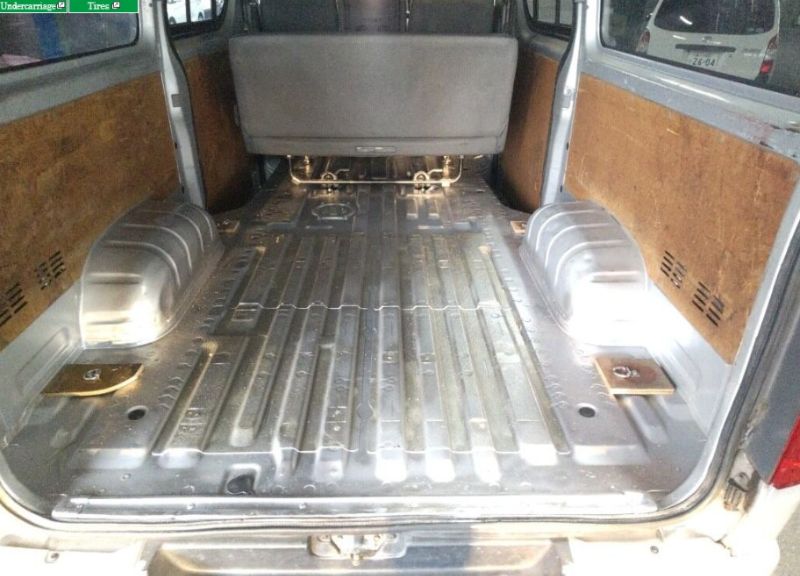  29980  TOYOTA HIACE  2005  