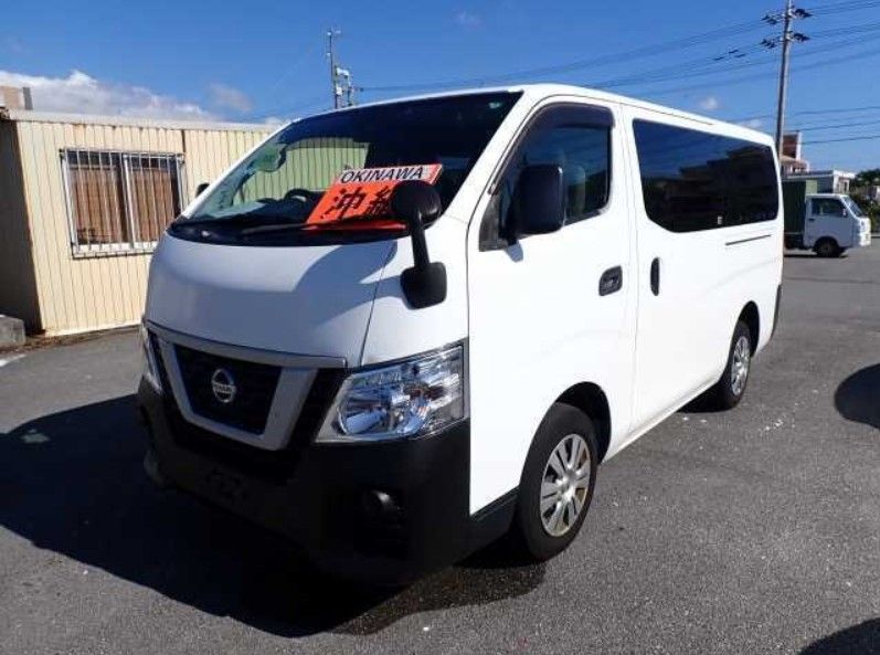  29986  NISSAN CARAVAN  2017 
