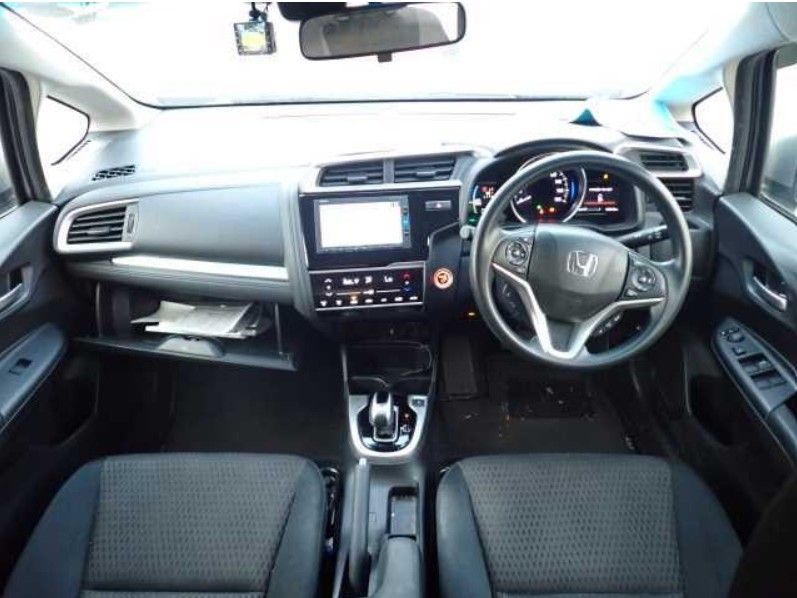  29988  HONDA FIT  2017  