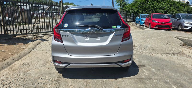  29988  HONDA FIT  2017  