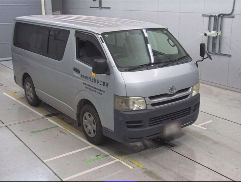  29995  TOYOTA REGIUS  2007 