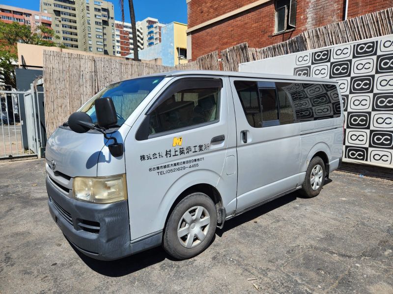  29995  TOYOTA REGIUS  2007 